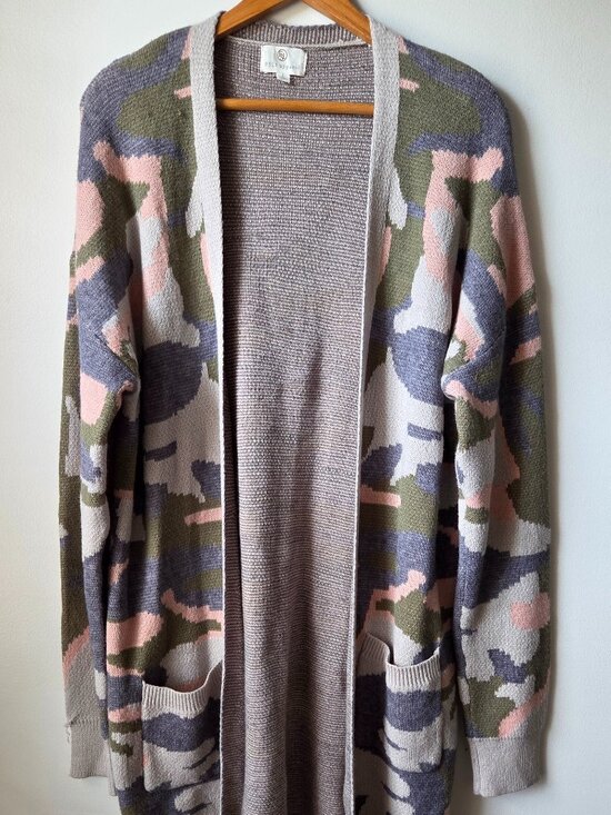Fsl Apparel Sweaters - EUC FSL APPAREL CAMO PATTERN LONGLINE OPEN CARDIGAN SWEATER SIZE L